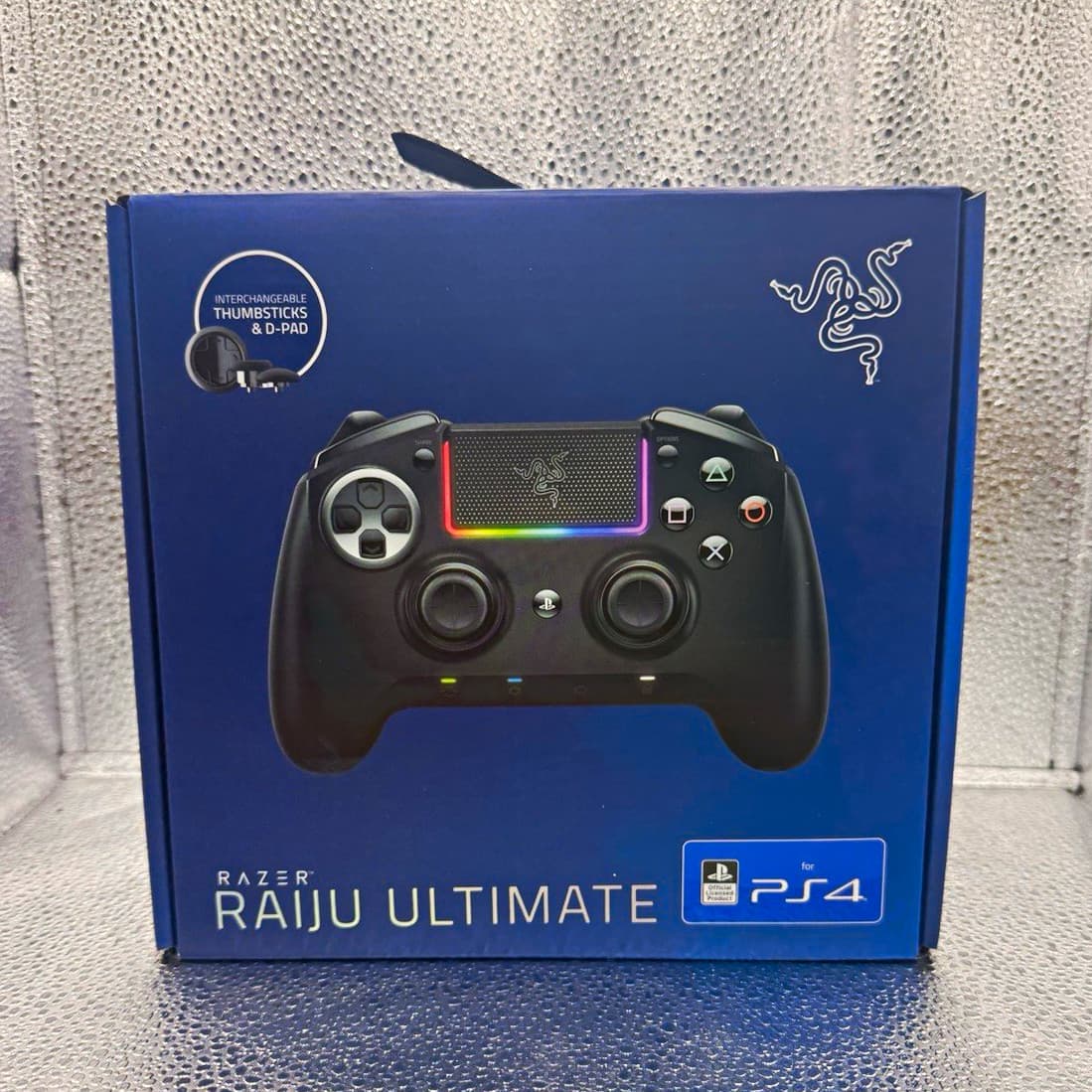 Razer Raiju Ultimate PS4 Wireless Controller Black Bluetooth/Wired w/ Case, grade Good