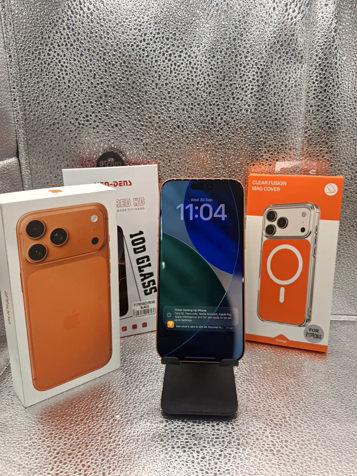 iPhone 17 Pro Max 256GB Orange, Boxed, grade Good