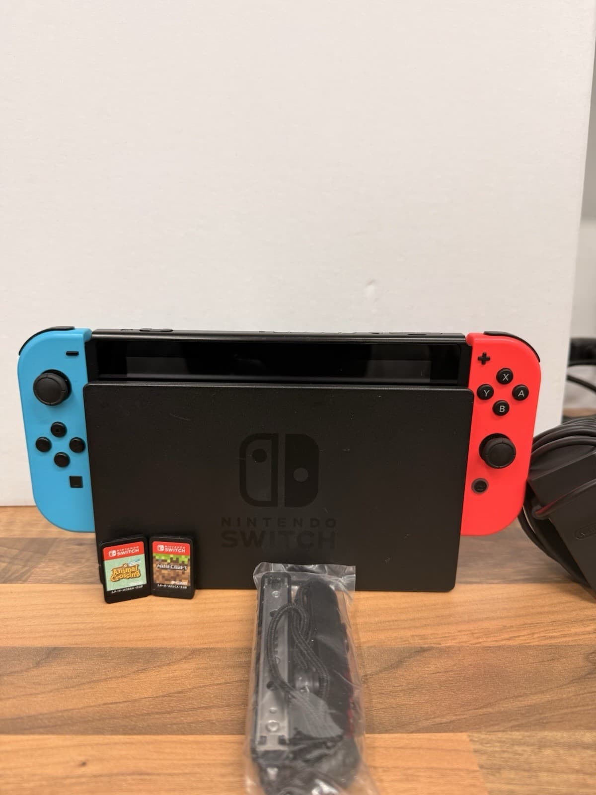 Nintendo Switch, Blue And Red Unboxed All Accessories, Includes Games, grade Good